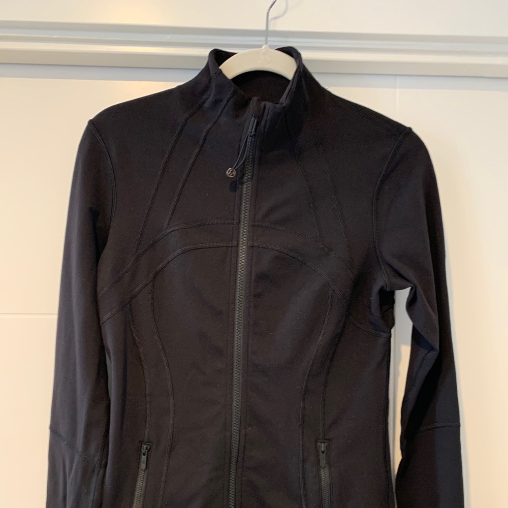 Define Jacket by LuluLemon in Black NW…